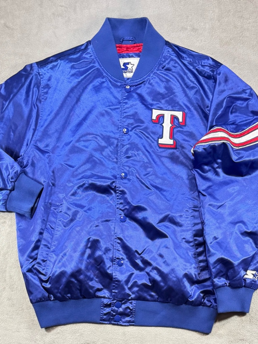 Early 2000’s Texas Rangers Satin Starter Jacket Size XL Red Lining